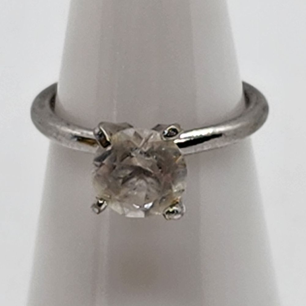 Vintage Uncas Silver Tone & Cubic Zirconia Solitaire Ring